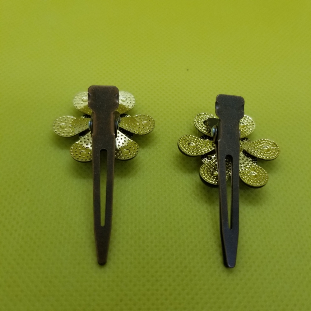Hair accessory - Picture 2 of 3